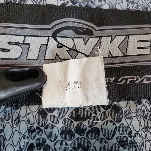 Spyder Stryke Skii Snowboard Jacket - Picture 13 of 16
